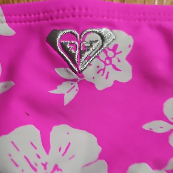 Roxy Pink and White Floral Bikini - Picture 5 of 9